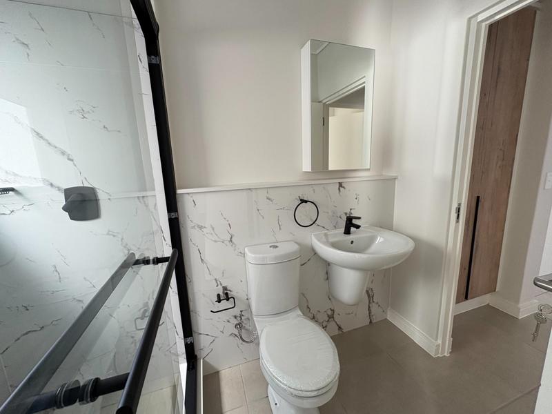 To Let 2 Bedroom Property for Rent in Richwood Western Cape